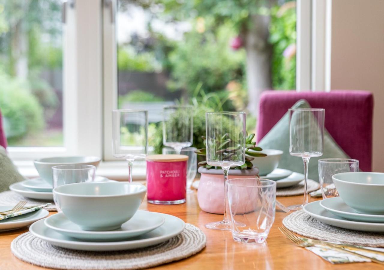 Вилла Fashionable Chic Townhouse In D4 Дублин Экстерьер фото